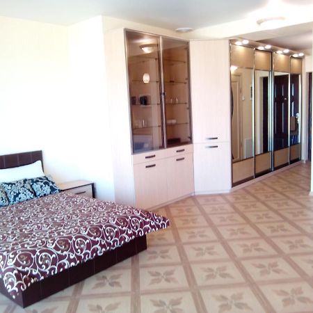 Apartment Near Dnipro Arena 外观 照片